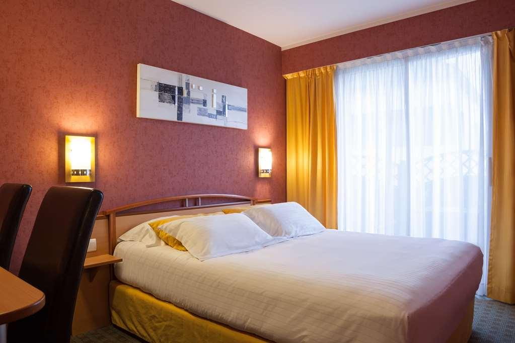 The Originals Boutique, Hotel La Chaussairie, Rennes Sud Шартр-де-Бретань Номер фото